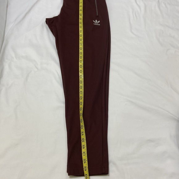 Adidas,Women’s Burgundy and multi color Sweatsuit.Size-M top,L pants - Picture 13 of 16